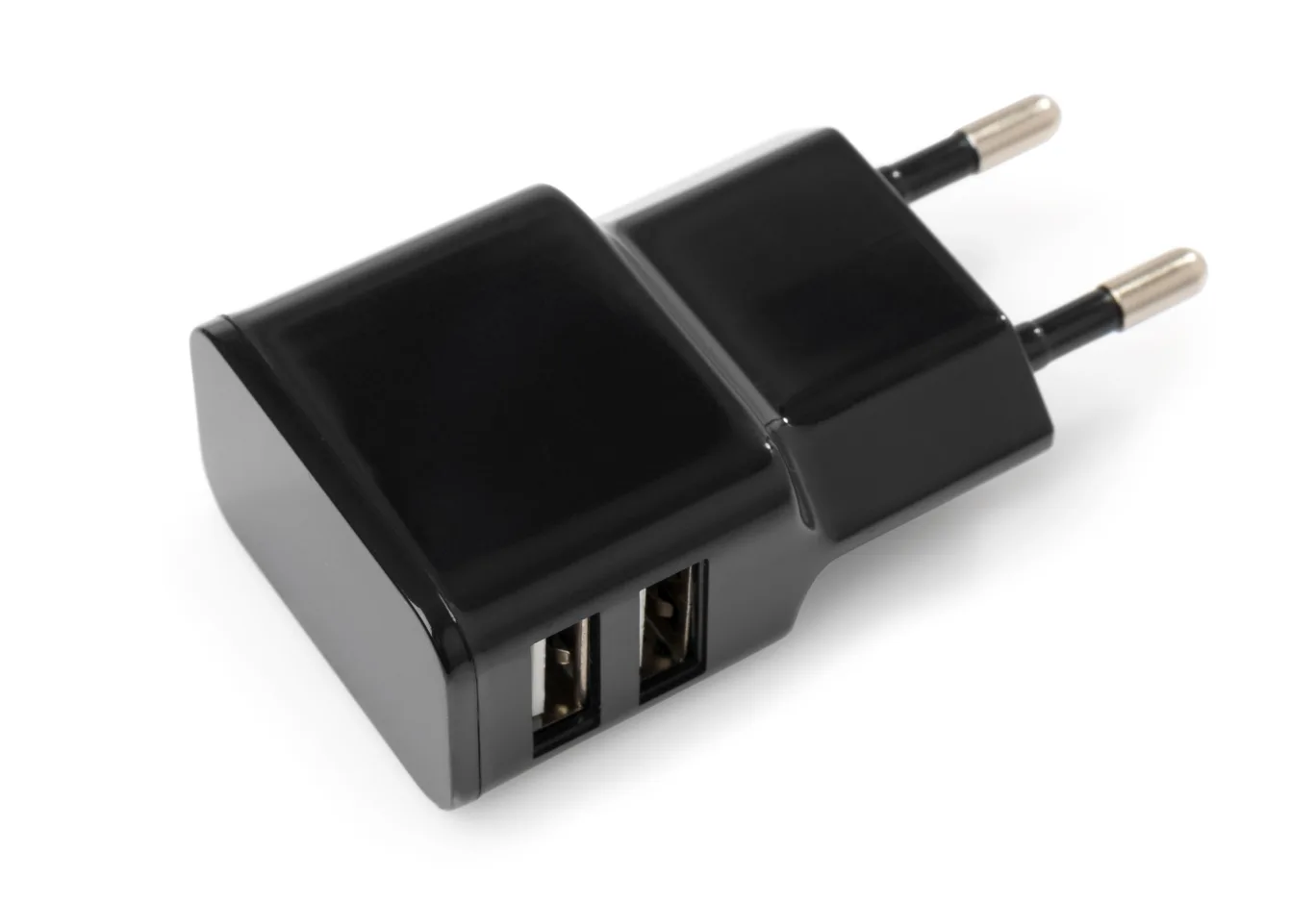 Charger Vinga 2 Port USB Wall Charger 2.1A (VCPWCH2USB2ABK)