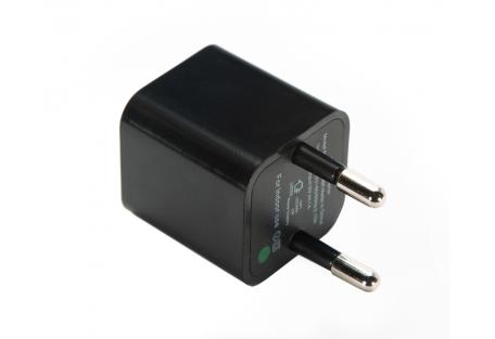 Зарядний пристрій Vinga CB 03 SOLO Black 5V 1A (LPA0030BK)