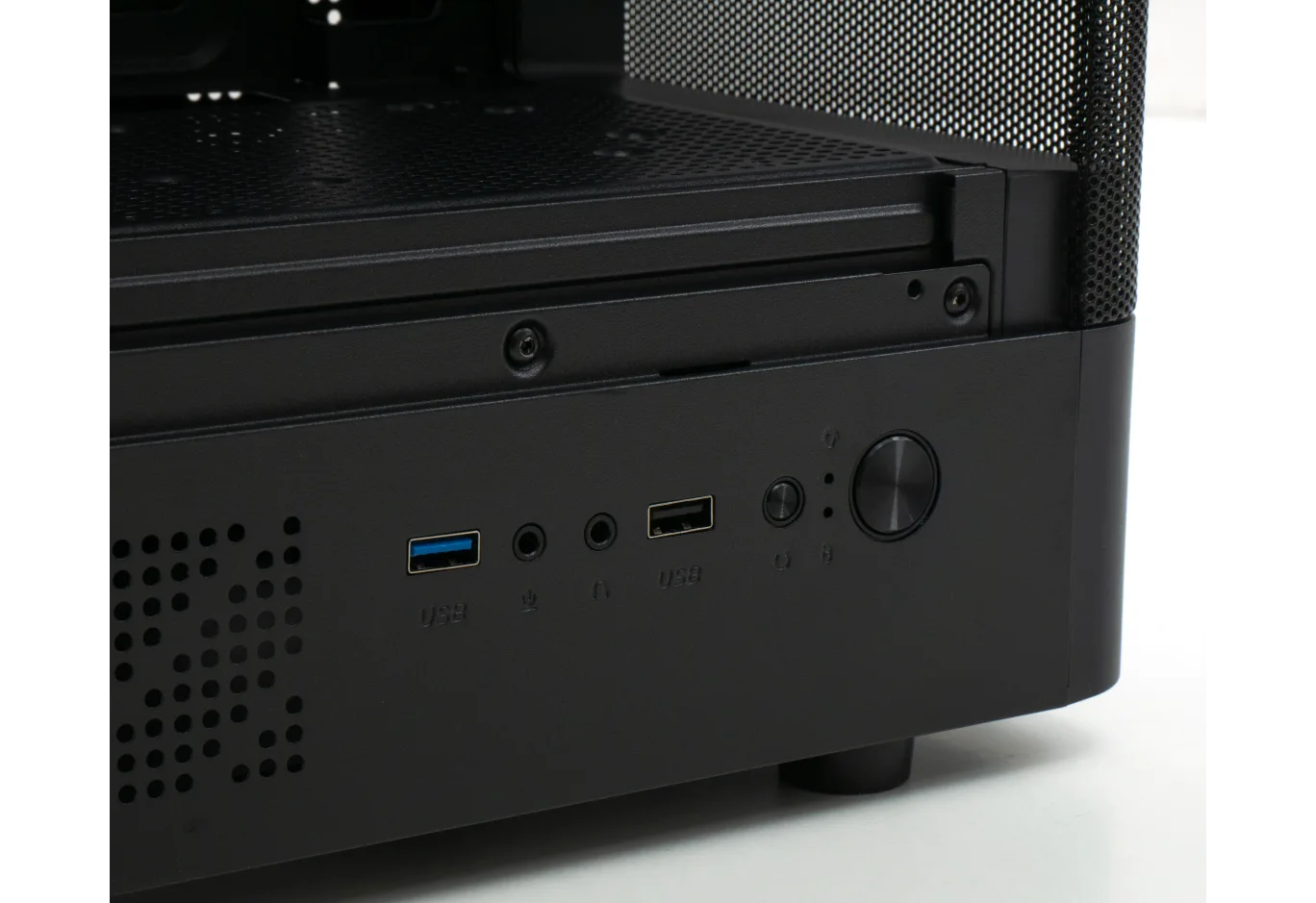 Корпус для ПК Vinga CS323
