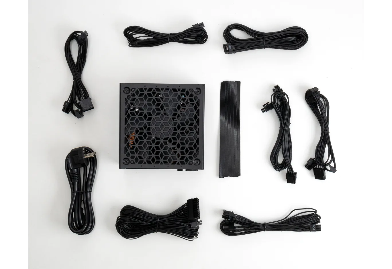 Power supply Vinga 750W (VPS-750GV3)