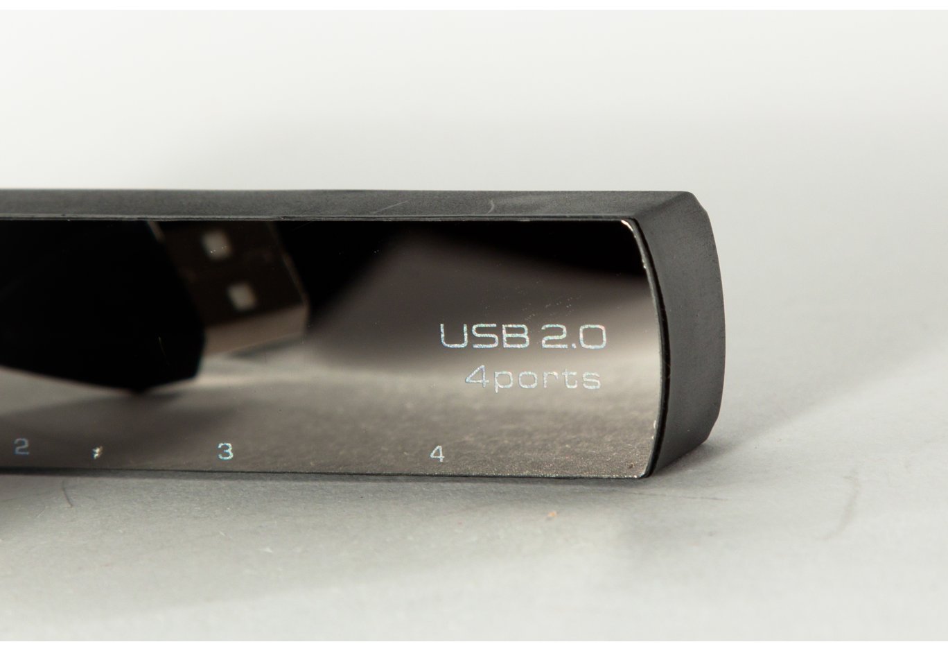 Концентратор Vinga HUB020GR