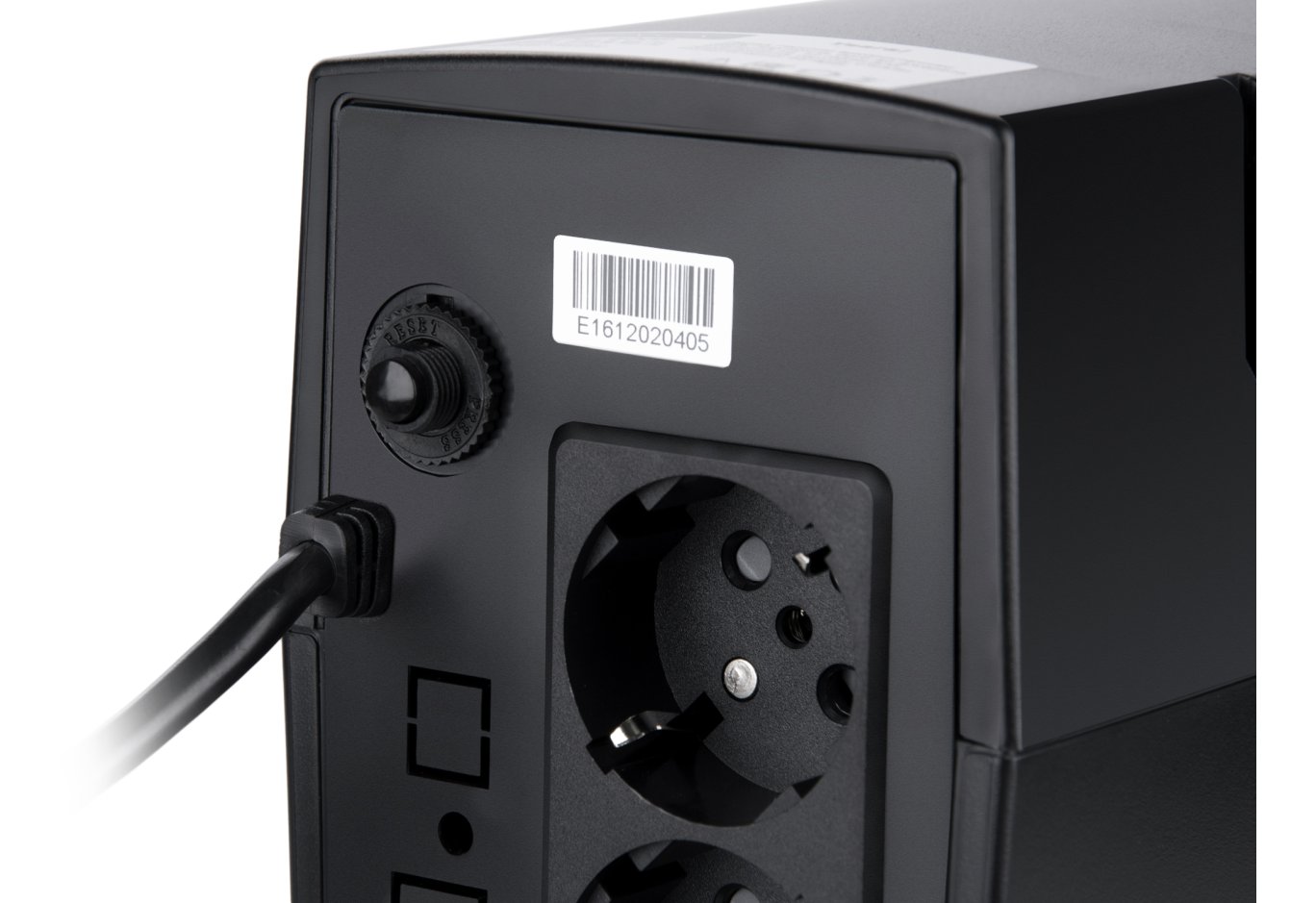 Пристрій безперебійного живлення Vinga LCD 600VA plastic case (VPC-600P)