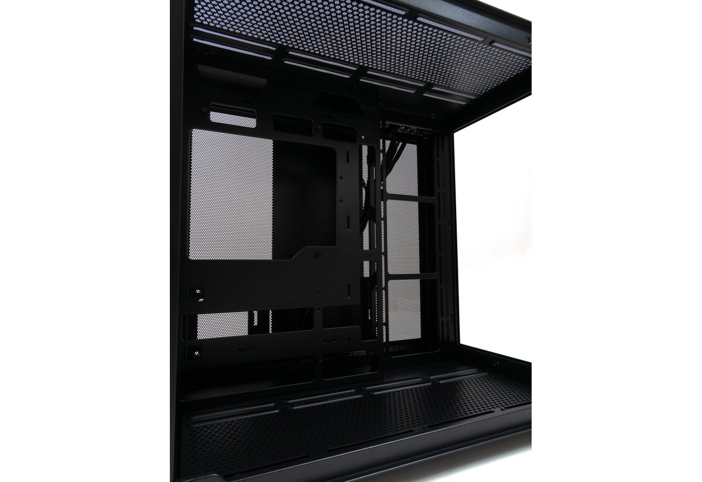 Корпус для ПК Vinga Bulldog