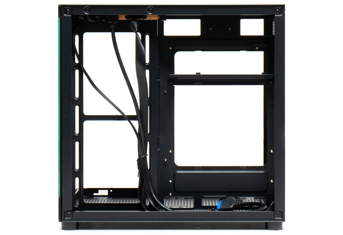 PC Case Vinga Heritage